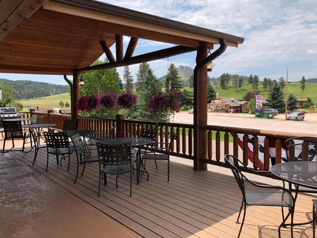 Mountain View Lodge & Cabins Хилл-Сити Экстерьер фото