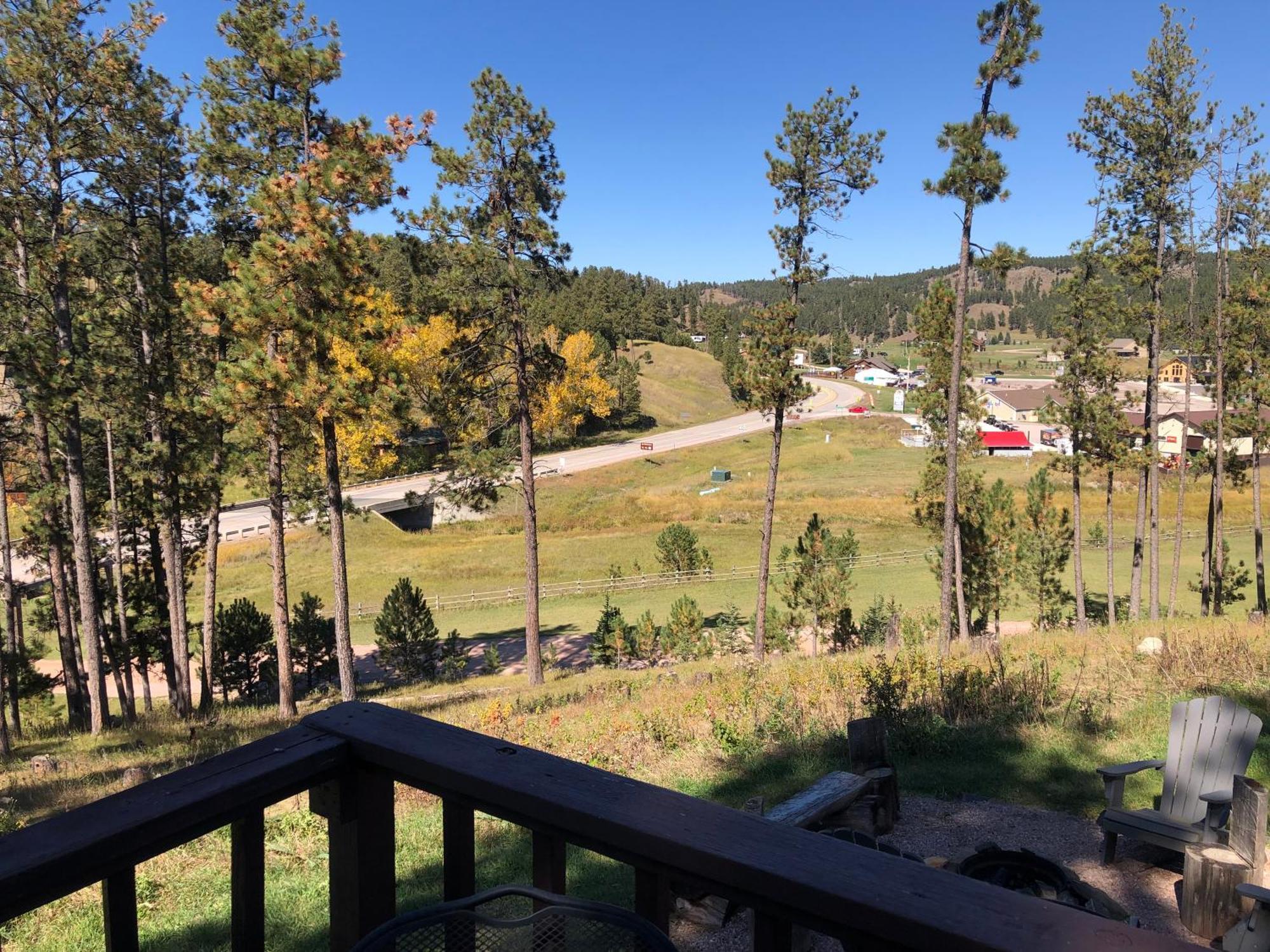 Mountain View Lodge & Cabins Хилл-Сити Экстерьер фото